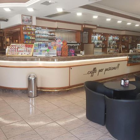 Hotel Residence Memmina Frosinone Luaran gambar