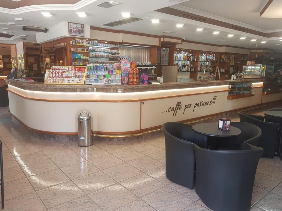 Hotel Residence Memmina Frosinone Luaran gambar