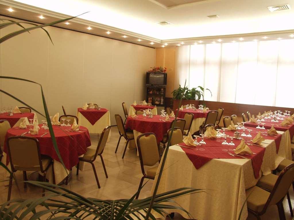 Hotel Residence Memmina Frosinone Restoran gambar