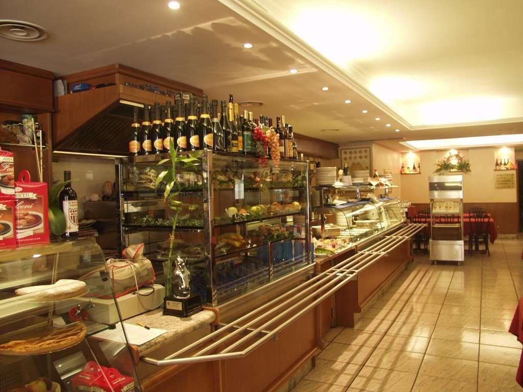 Hotel Residence Memmina Frosinone Restoran gambar