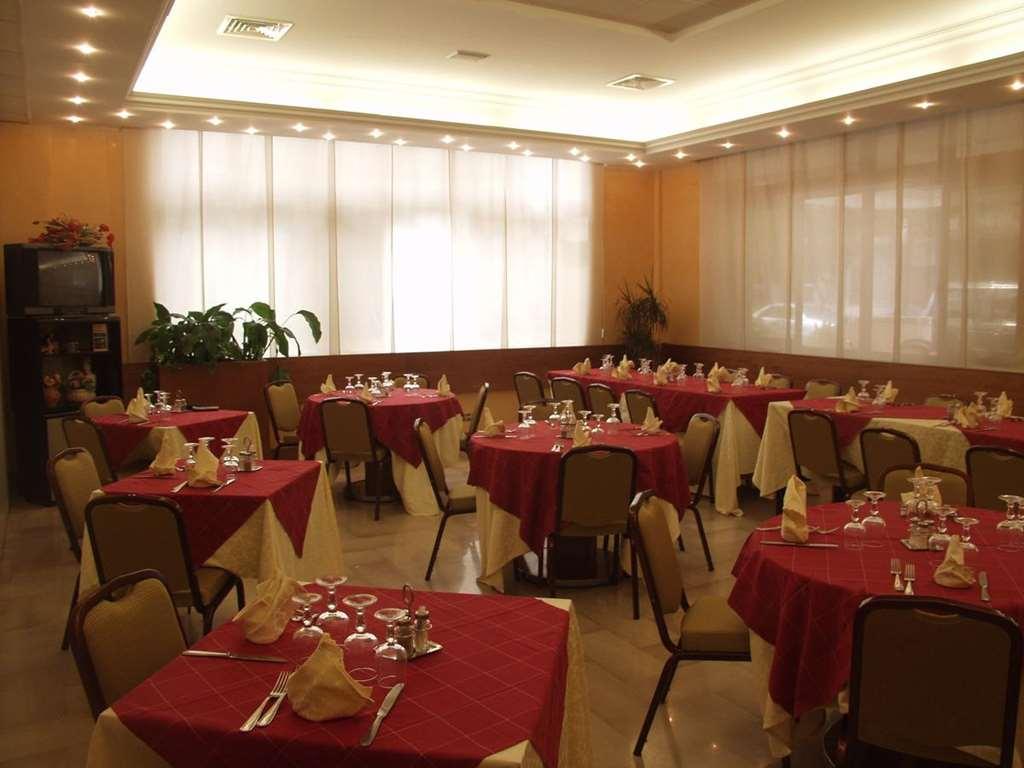 Hotel Residence Memmina Frosinone Restoran gambar