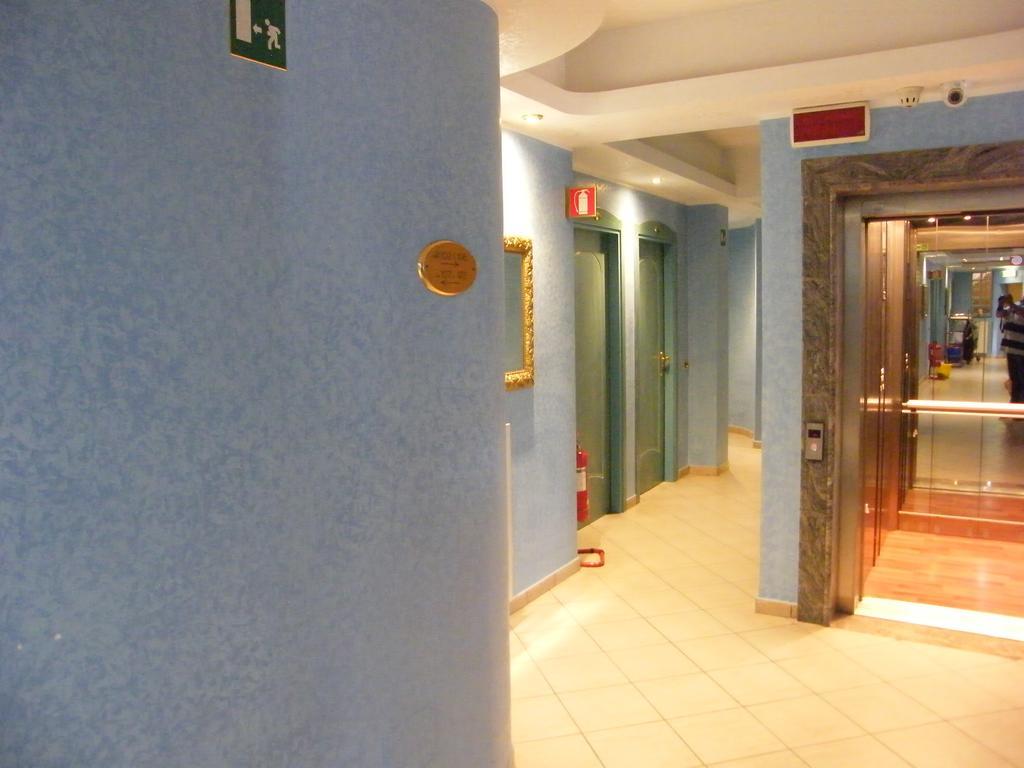 Hotel Residence Memmina Frosinone Luaran gambar