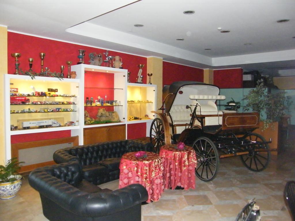 Hotel Residence Memmina Frosinone Luaran gambar