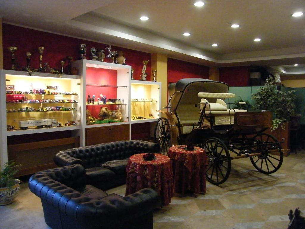 Hotel Residence Memmina Frosinone Luaran gambar